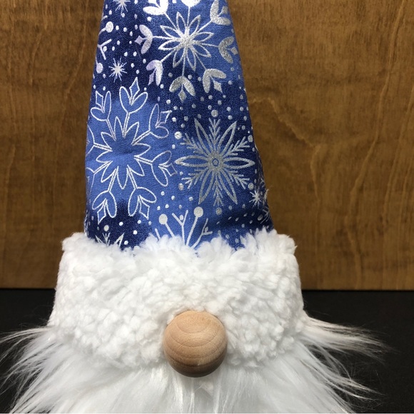Winter Blue Snowflake Gnome Christmas Hanukkah Silver White Embossed Xmas Gift - Picture 2 of 2